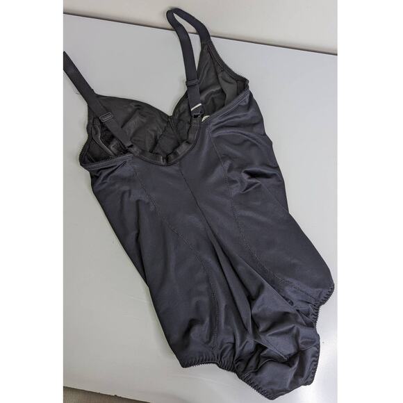 Vintage Shapewear Bodysuit - Picture 5 of 9